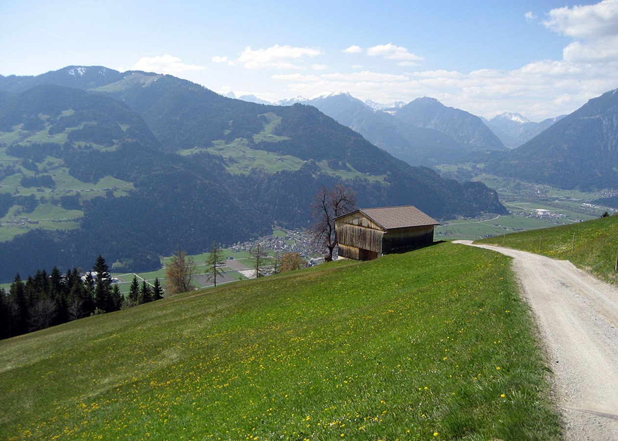 Schöne Rundtour von Hart im Zillertal in Richtung Wiedersberger Horn