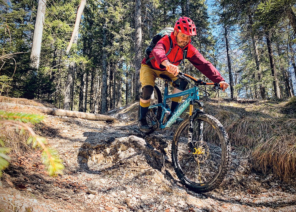 Genüssliche MTB-Tour vom Walchensee zur Hochkopfhütte mit anschließender Abfahrt über den offiziellen Altlacher Hochkopf Trail