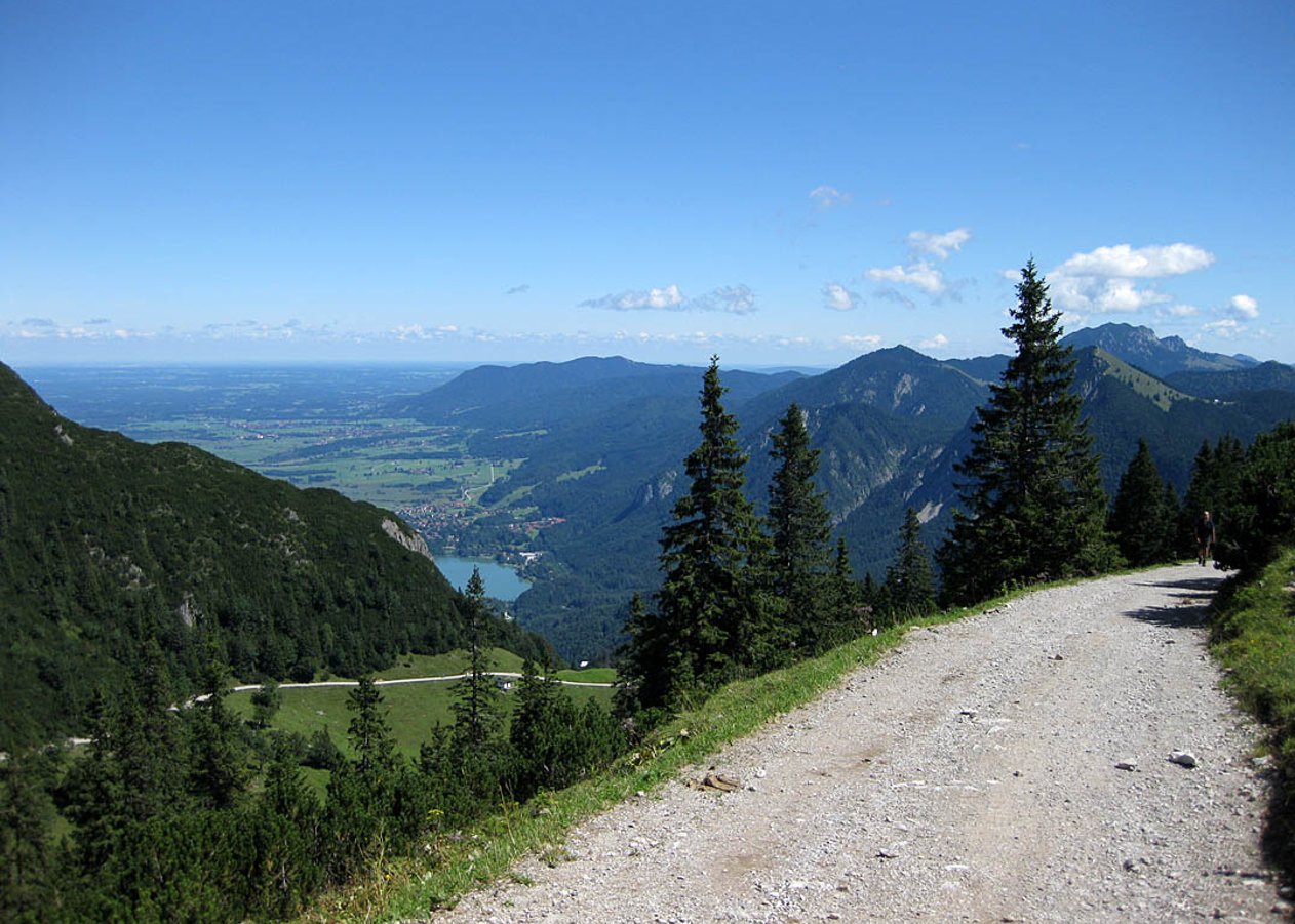 Vom Kesselberg zwischen Kochelsee und Walchensee hinauf zum Herzogstandhaus am Herzogstand