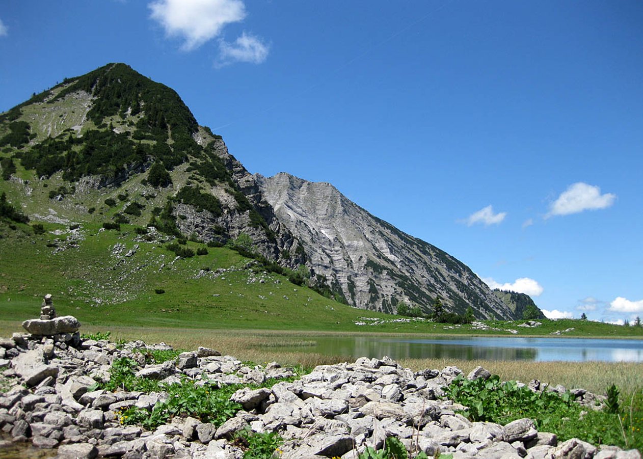 Ausgedehnte Bike&Hike Tour durch das beschauliche Krottenbachtal zum eindrucksvoll gelegenen Delpssee
