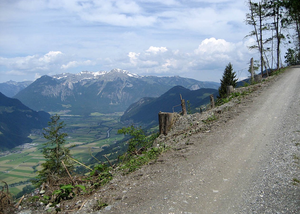 Gut befahrbare Mountainbike-Tour von Hart im Zillertal auf den Hamberg zur nicht bewirteten Bachleralm