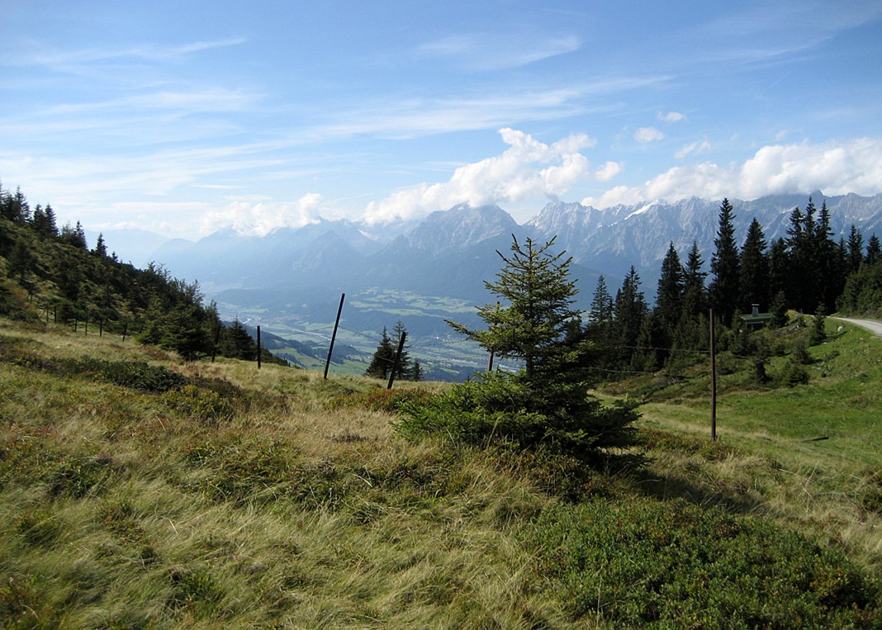 Von Fügen über Hochfügen und den Loassattel zum Alpengasthof Loas am Fuße des Kellerjochs