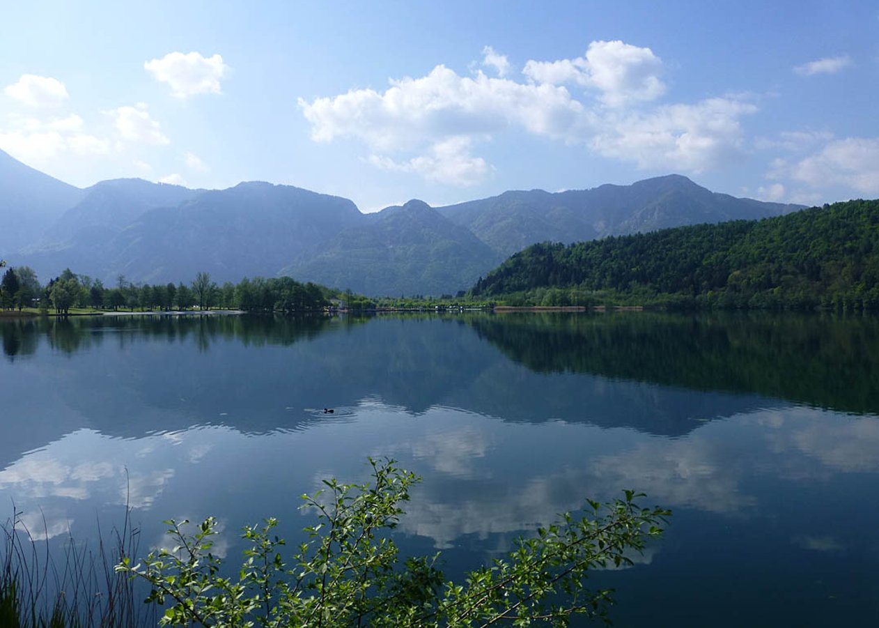 Kurzweilige Rundtour von Levico Terme über Caldonazzo und Centa San Nicolò am Fuße des Cima Vigolana vorbei und über Vattaro zurück