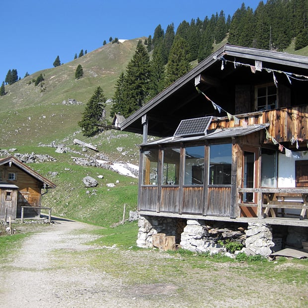 Von Lenggries Hohenburg über den Hirschtalsattel und das Neuhütteneck zur Aueralm unterhalb des Fockensteins