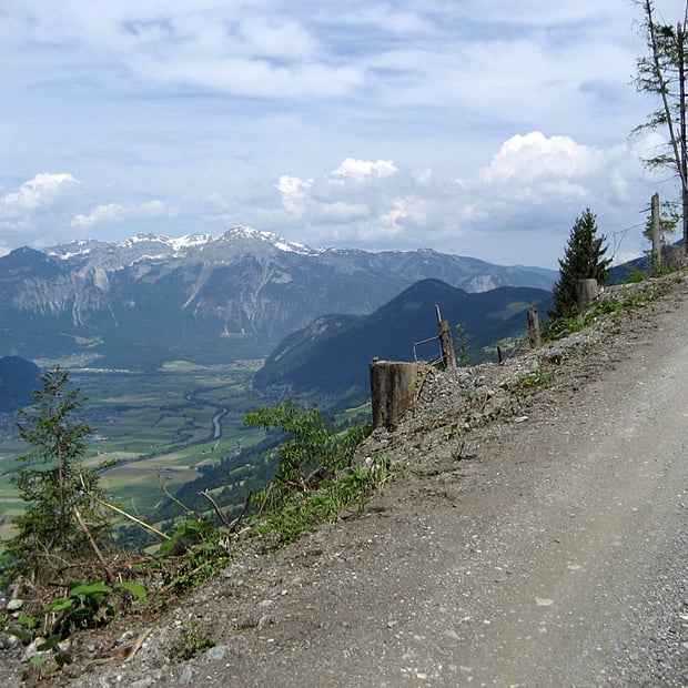 Gut befahrbare Mountainbike-Tour von Hart im Zillertal auf den Hamberg zur nicht bewirteten Bachleralm