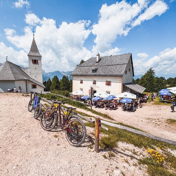 Schutzhaus Heilig Kreuz (Ütia La Crusc)