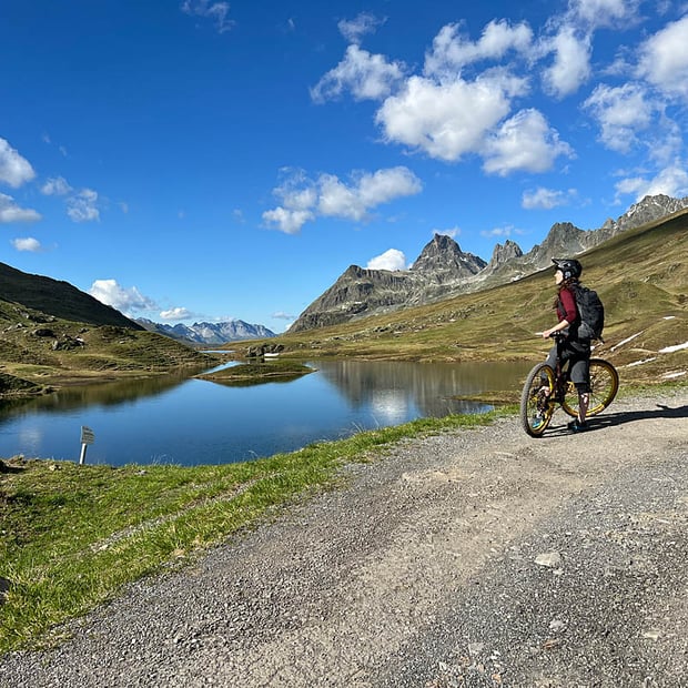 Kurzweilige MTB-Tour vom Stausee Kops über die Verbella Alpe zur Neuen Heilbronner Hütte im Verwall